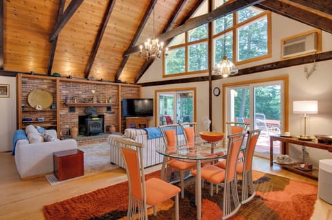 North Waterboro Vacation Rental | 3BR | 2BA | 3,200 Sq Ft | Step-Free Entry