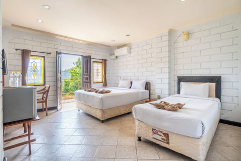 Junior Room | Free WiFi, bed sheets