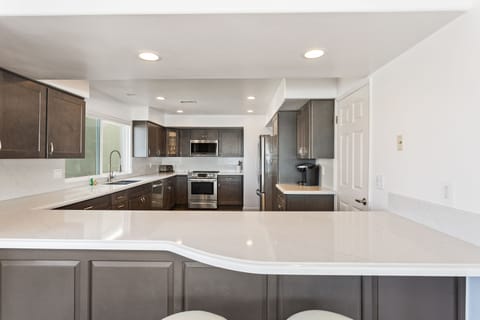 Spacious kitchen to prepare meals in