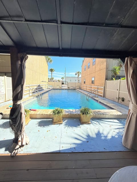 Shared pool-20 total units in the community