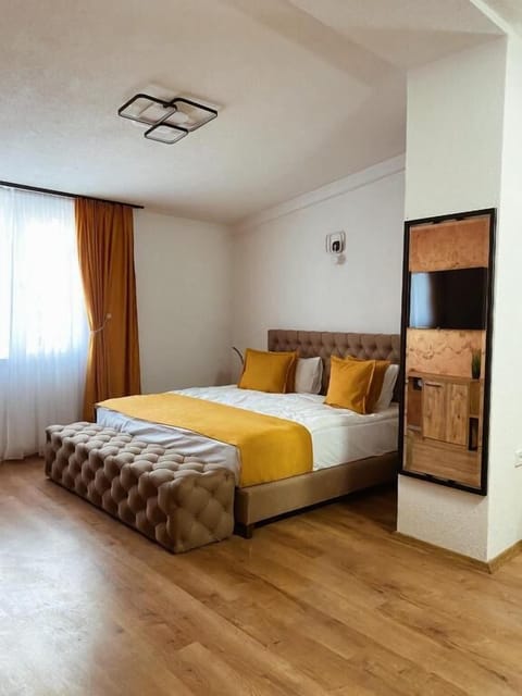 Classic Apartment | 1 bedroom, soundproofing, free WiFi