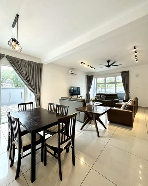 Deluxe Villa | Living area | 50-inch Smart TV with digital channels, Netflix, streaming services