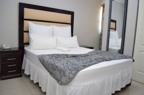 Comfort Double Room | Iron/ironing board, free WiFi