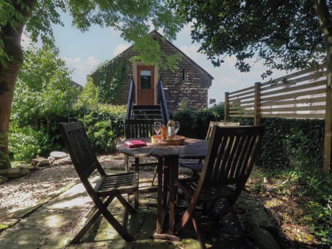 Cottage | Outdoor dining