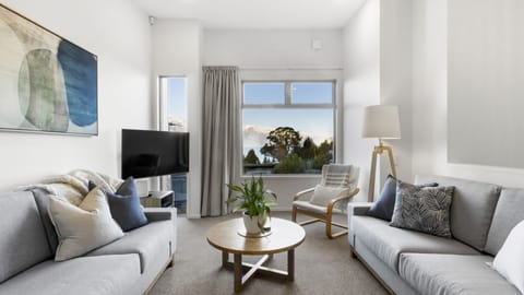 Lounge with smart TV and sky TV, mountain views