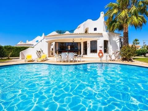 Beautiful villa with private pool and terrace