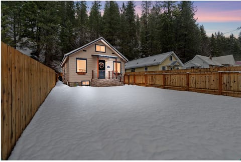 Screen Shot 2025-12-03 at 12.46