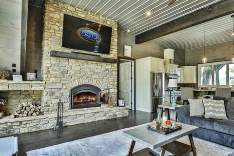 Cozy space for the whole family - 65 Smart TV