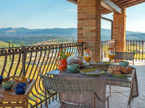 Room | Terrace/patio