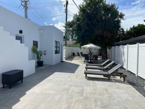 Aa9e300a b9f8 4266 94c3 cda67fab1dc3