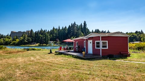 The cottage is right next to the water with views of both sunrise and sunset.