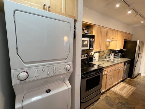 Full-size washer/dryer