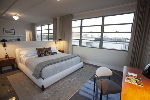 Panoramic Suite | 1 bedroom, in-room safe, desk, laptop workspace