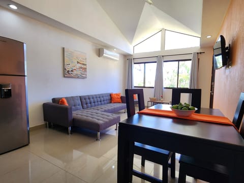 Casa Naranja living 1