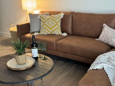 Relax and unwind after sightseeing around Devonport