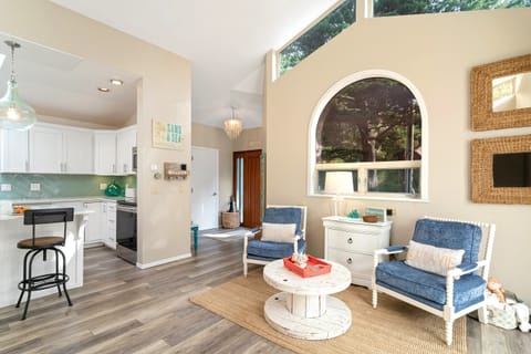 Entrance and reading nook