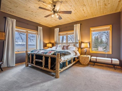 Main Floor Bedroom Ensuite