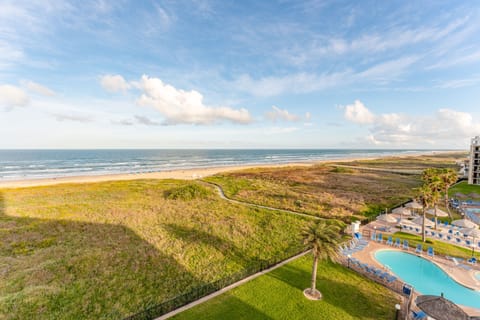 Experience the bliss of a spacious private balcony, bask in the breathtaking glory of the sunrise!
