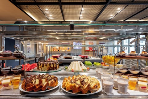Daily buffet breakfast for a fee