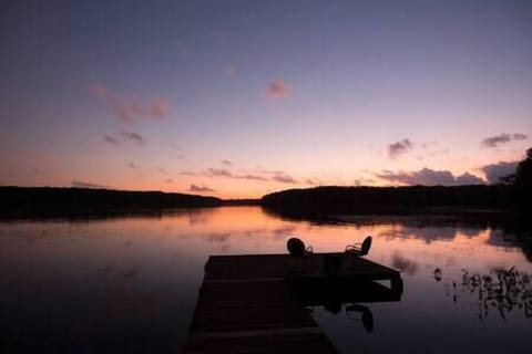Southwest Sunset Views & 300 Feet of Lake Frontage