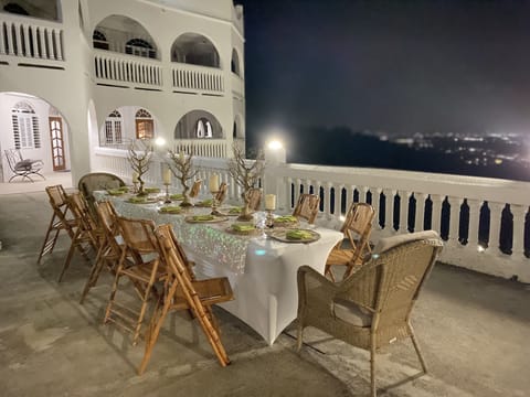 Outdoor dining event