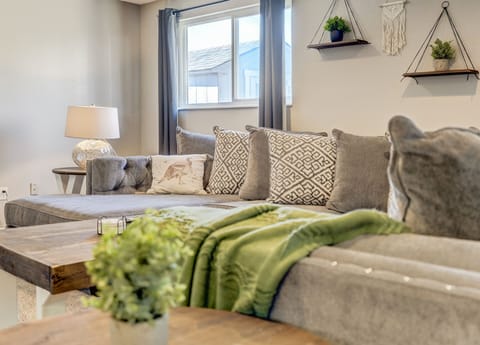 Living room offers a large and very comfortable sectional!