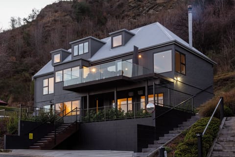 Viscount Lodge