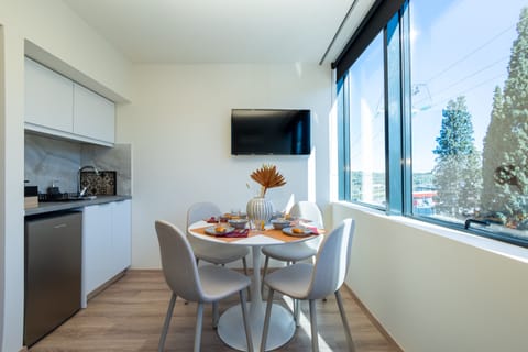Superior Studio | Private kitchen | Mini-fridge, microwave, espresso maker, electric kettle