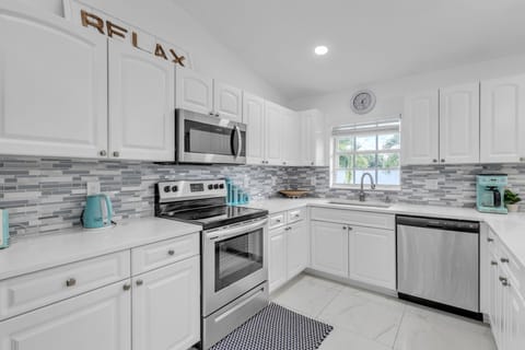 Indoors, Kitchen, Microwave, Oven, Sink