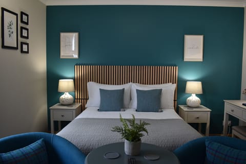 Blackout drapes, iron/ironing board, WiFi, bed sheets