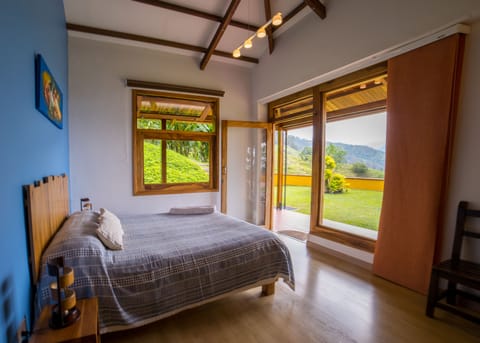 Comfort Room | Premium bedding, down comforters, in-room safe, individually decorated