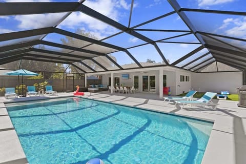 Amazing Heated Pool!
