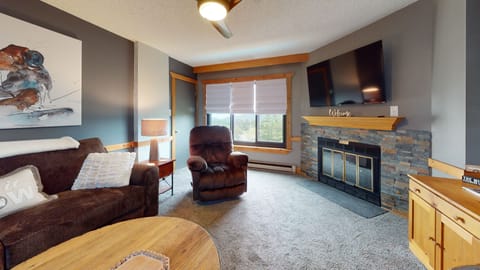 Furniture, Indoors, Living Room, Screen, Lamp