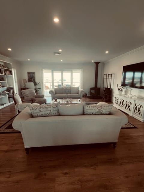 Living area with all the comforts