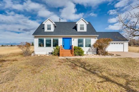 Laramie Vacation Rental | 4BR | 3BA | 3,000 Sq Ft | 3 Steps to Enter