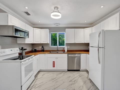 Fully stocked kitchen with everything you'll need to cook your favorite meal