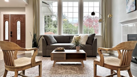 Spacious and bright living room.