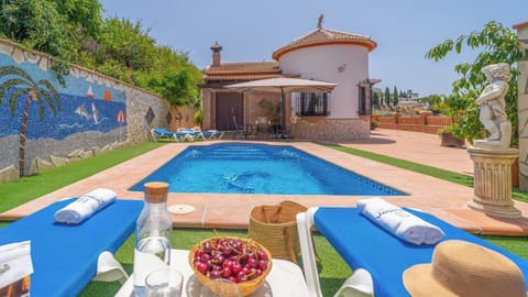 Villa Almijara Cómpeta by Ruralidays