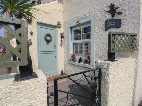 Cottage | Exterior detail