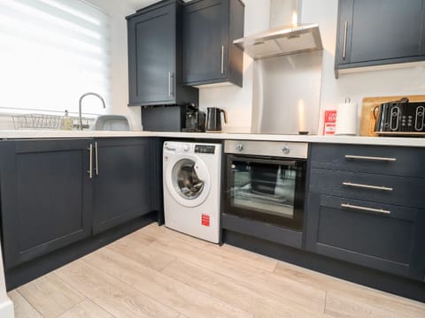 Fridge, dishwasher, electric kettle, toaster