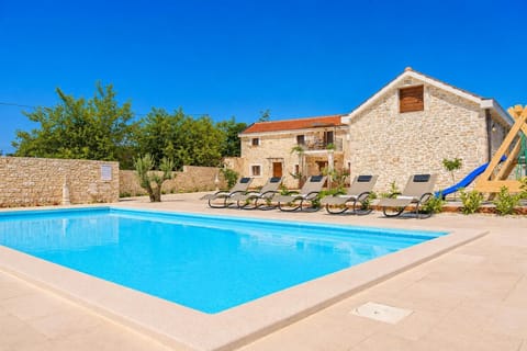 Beautiful villa with private pool