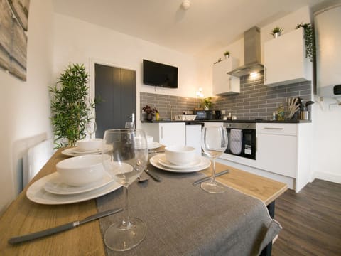 8376df72-8669-4bb7-a4e2-352da4b54d22