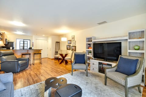Portland Vacation Rental | 1BR | 1BA | Step-Free Access | 738 Sq Ft