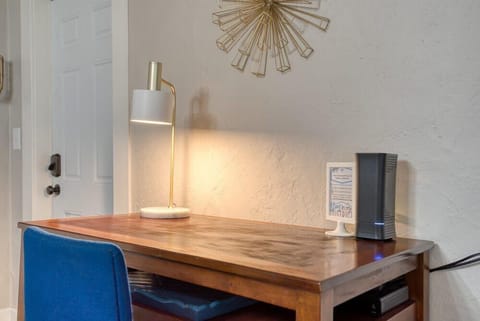 #StayinMyDistrict #BookDirect