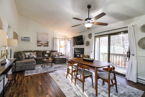 Apartment (2 Bedrooms) | Front of property