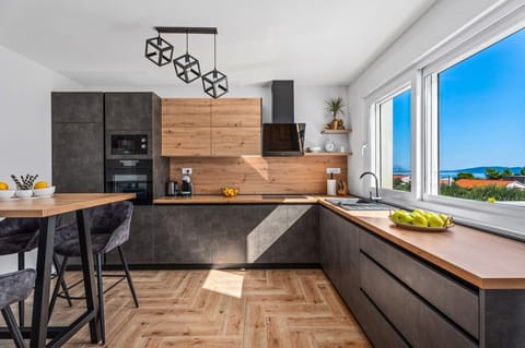 Fully equipped kitchen with all the amenities a modern guest needs