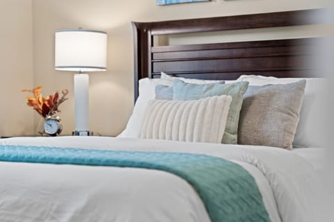 Fluff and Fold: Where Dreams Take Flight