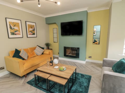 Cottage | Living area