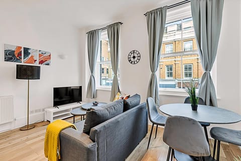 Apartment | Living room