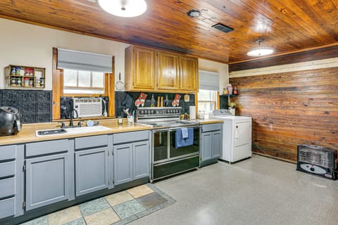 Kitchen | Washer & Dryer